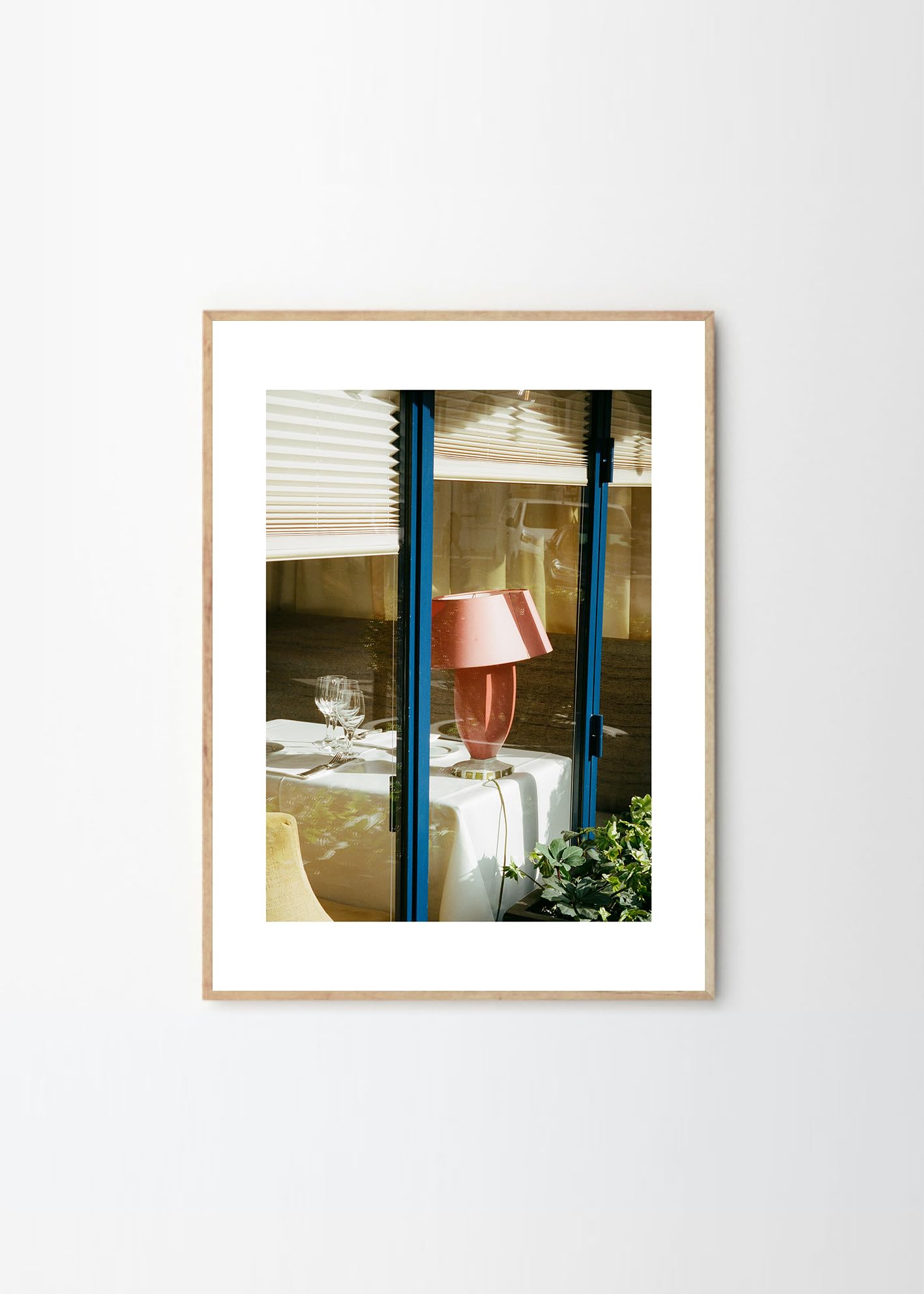 

THE POSTER CLUB Paris Lamp 50x70cm Anna Pihan