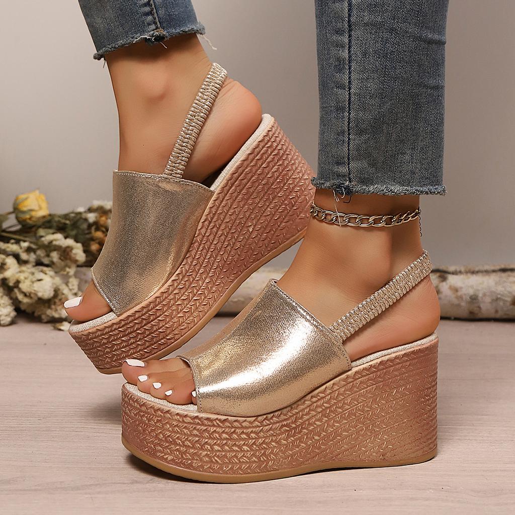 Fashion The 2025 new style of fashionable, wear-resistant, height-increasing, thick-soled, drag one-line high-heeled lightweight sandals