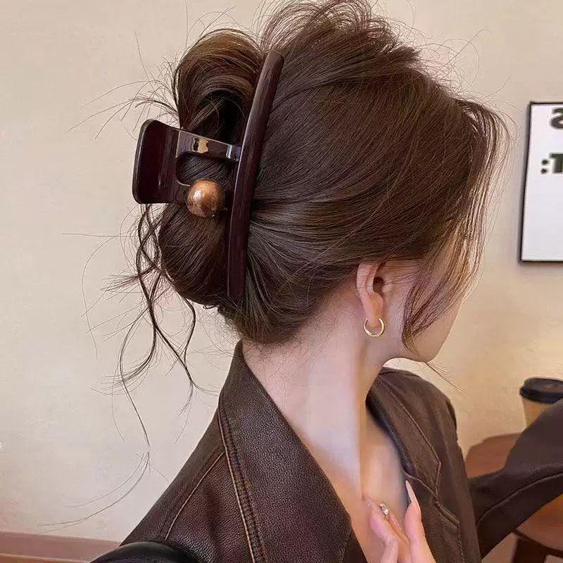 Elegant Large Hair Claw Clip for Thick Hair - High-End Korean Updo Shark Clip