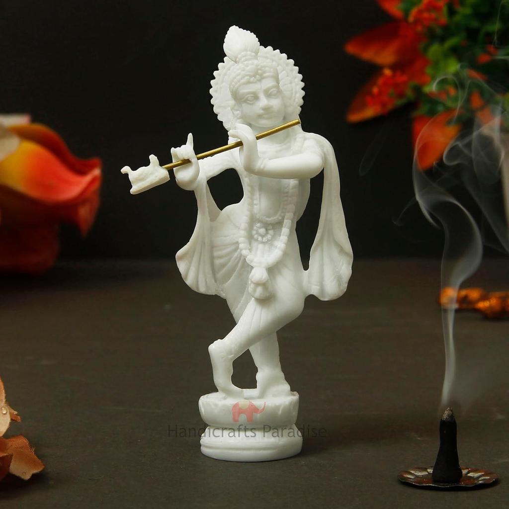 Stehende Krishna-Idol aus Harz