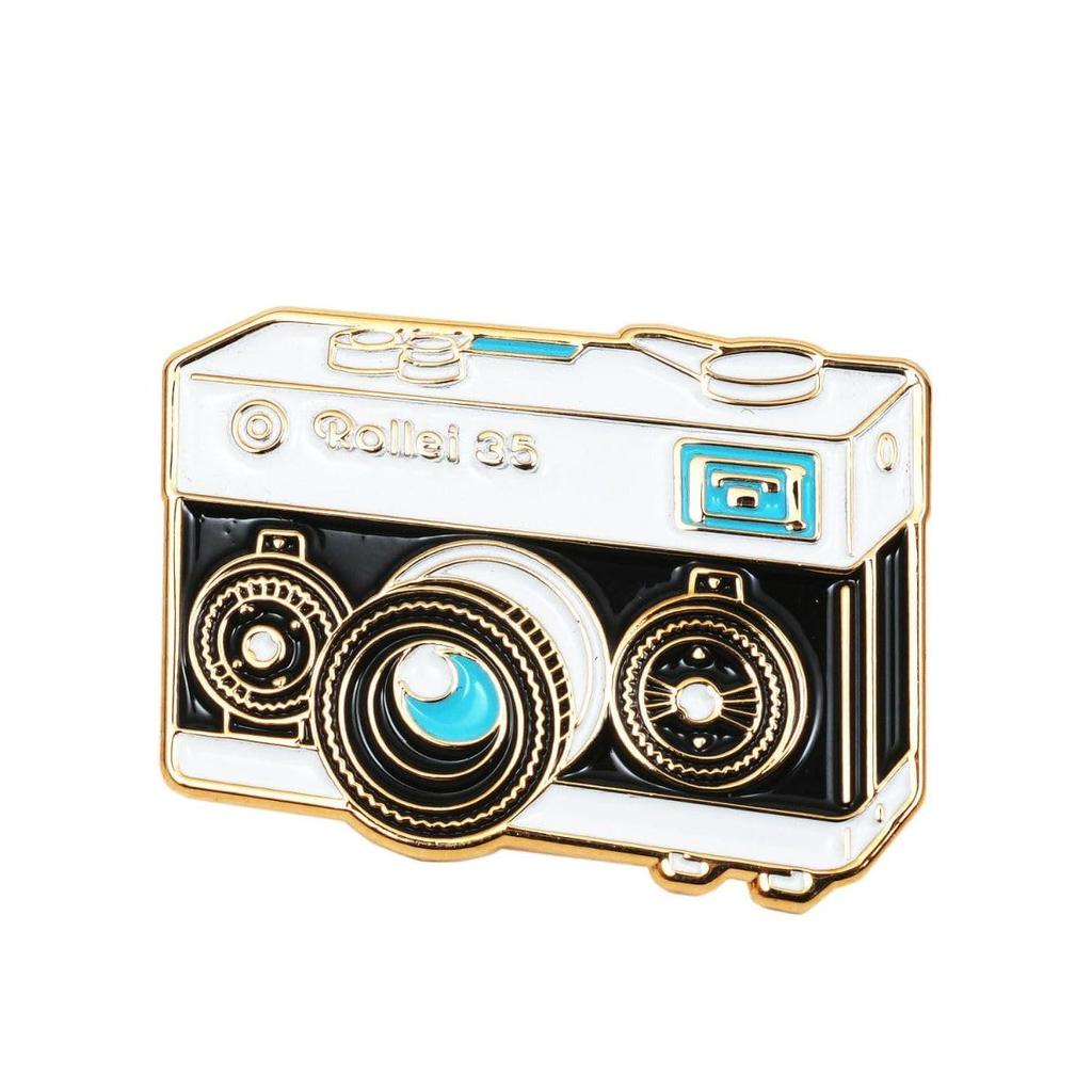 ROLLEI 35 Camera pin badge Camera motif One point 109444 RL-032-GD