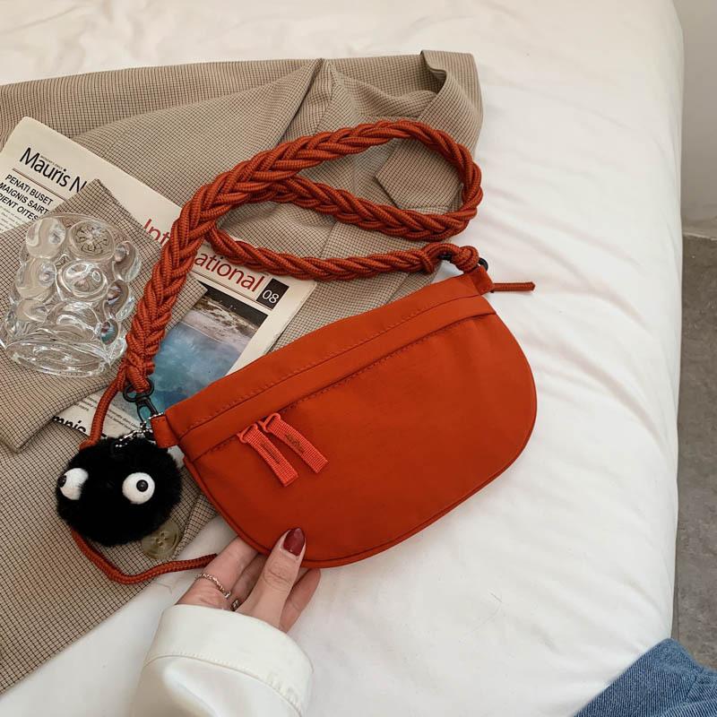 

Японская однотонная холщовая нагрудная сумка-мессенджер 2024 года, новая поясная сумка для женщин, модная ретро-повседневная маленькая тканевая сумка через плечо красный