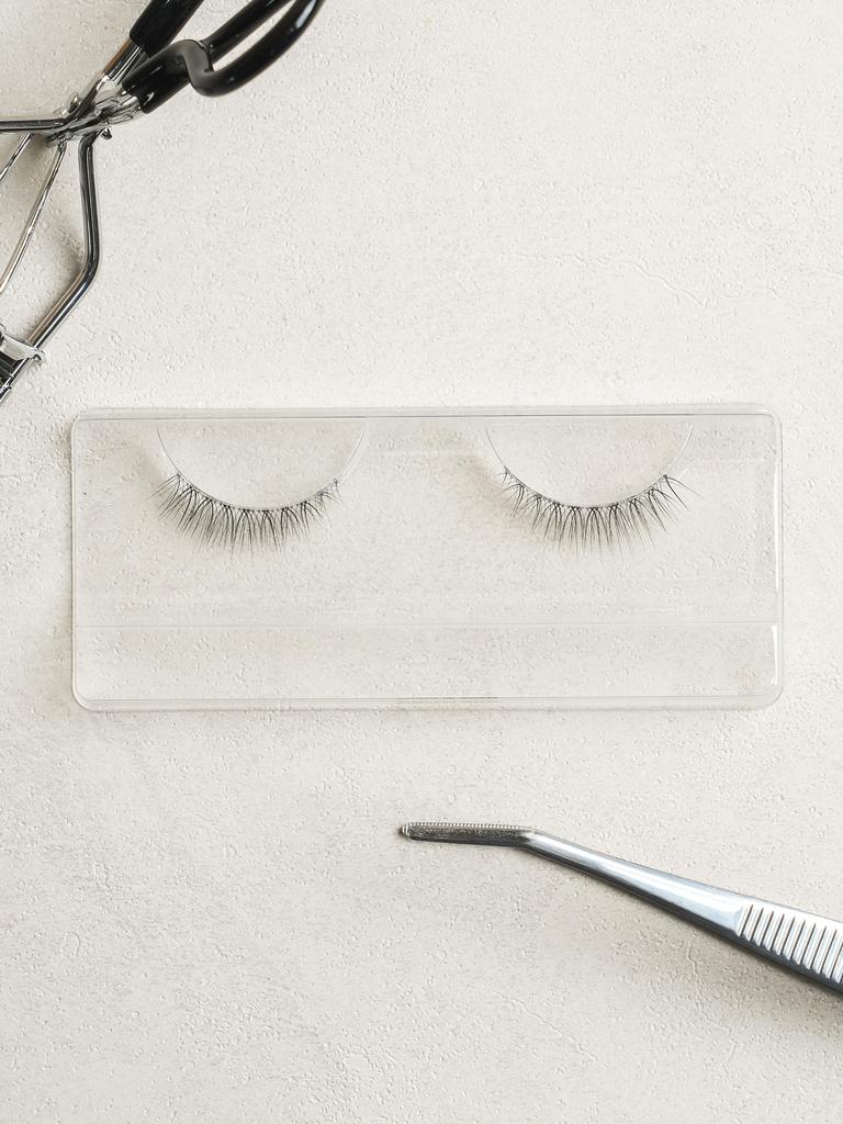 Glamorous Volume False Eyelashes - Goddess Look