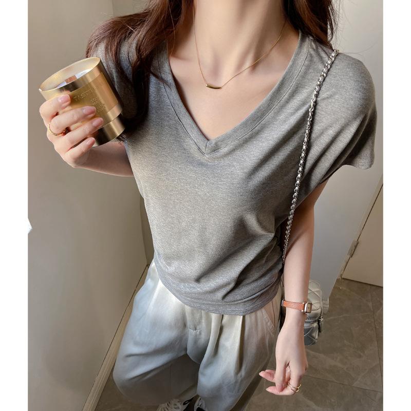 Shoulder-length short-sleeve T-shirt for women, spring-summer design niche V-neck waist-cinching slimming Korean style spicy girl basic black top