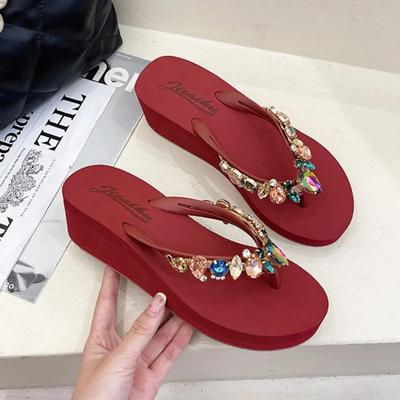 Tongs Femme Été Nouvelles Strass Verre Coloré Semelle Épaisse Tongs à Chevrons Femme Portant Tongs de Plage à la Mode