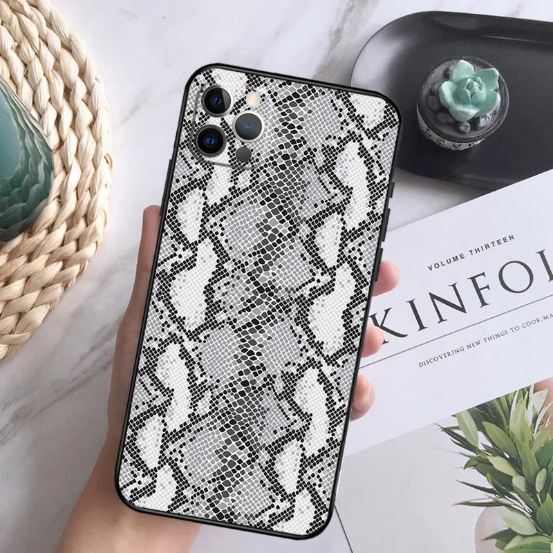 Snake Skin Phone Case For iPhone 16 15 14 13 12 11 Pro Max 12 13 Mini 7 8 16 Plus X XR XS Max Cover iPhone 16 Pro