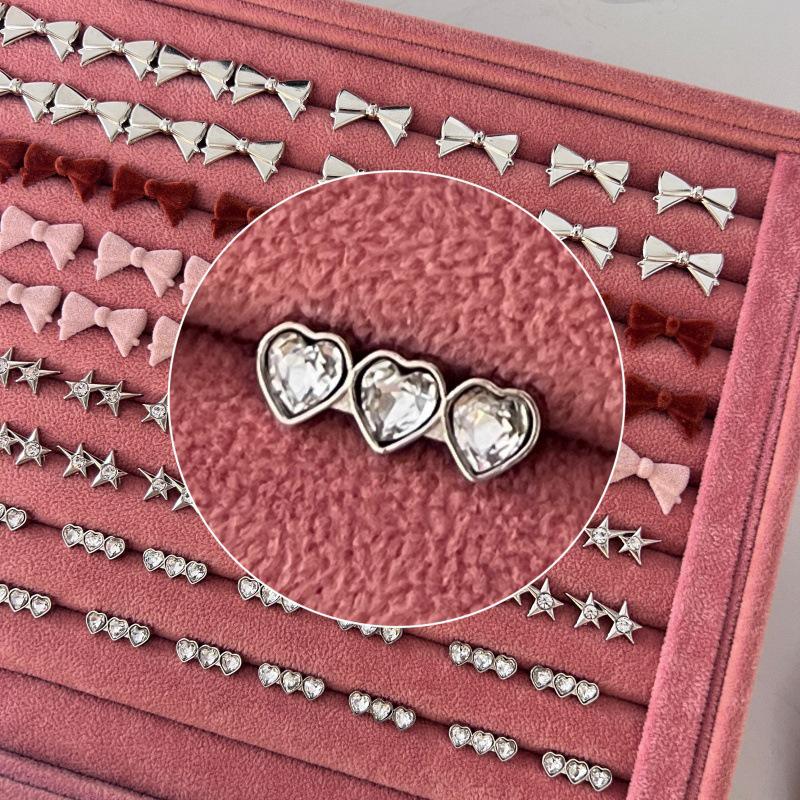 Jennie-Style GM Cat-Eye Sunglasses with Interchangeable Accessories – Retro, High-End, UV-Protected Summer Shades