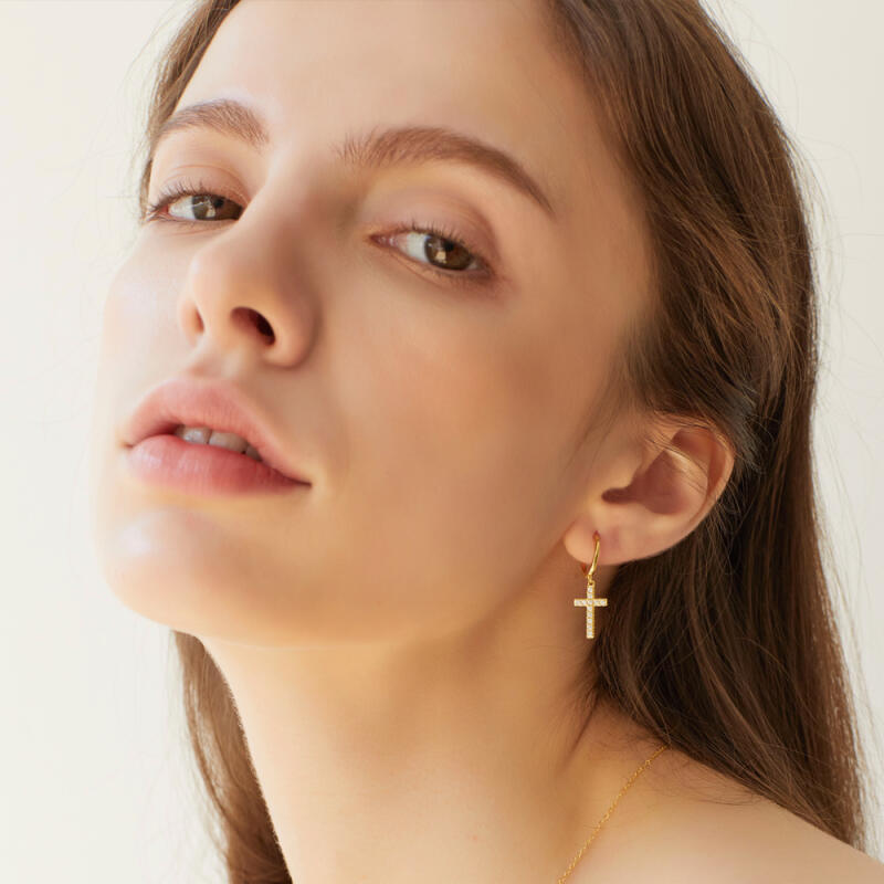

Hafika Silver 925 Cross Earrings Silver