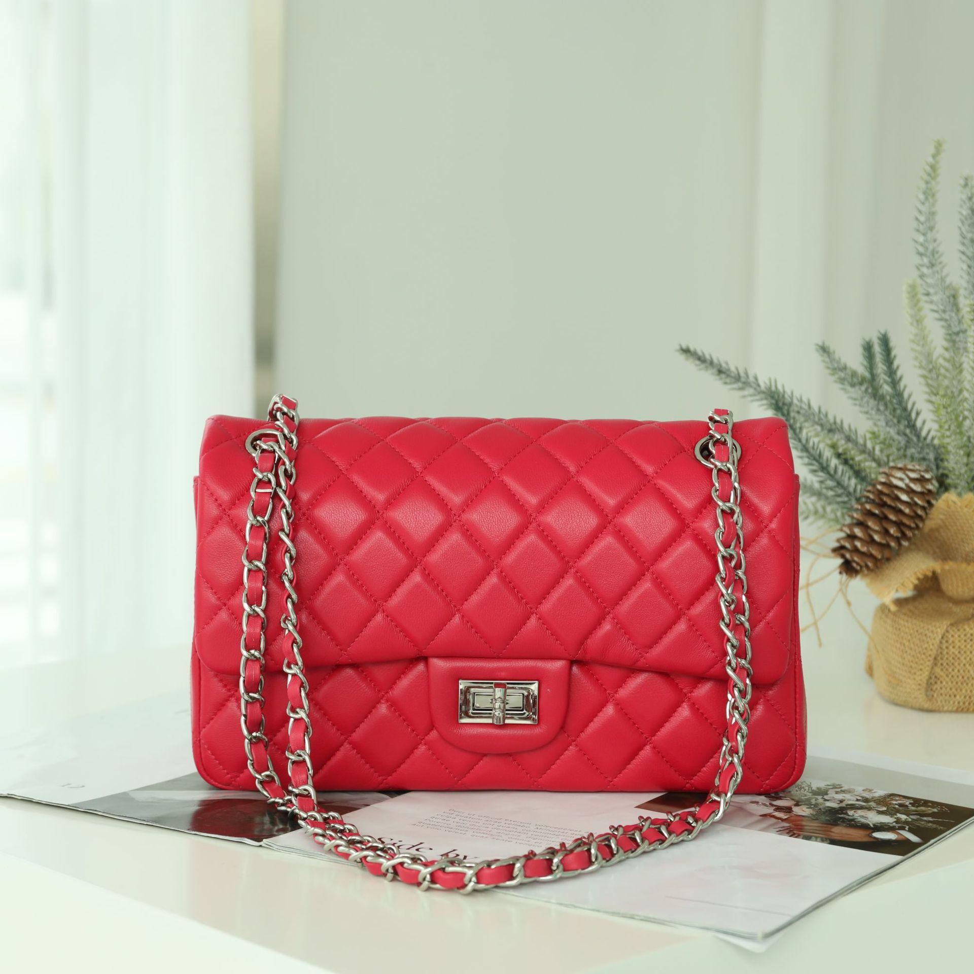 

Сумка через плечо из овчины с ромбической цепочкой - 2025 осень/зима Commuter, универсальная, маленькая квадратная высококачественная женская сумка-мессенджер 26x8x15 cm (LxWxH)