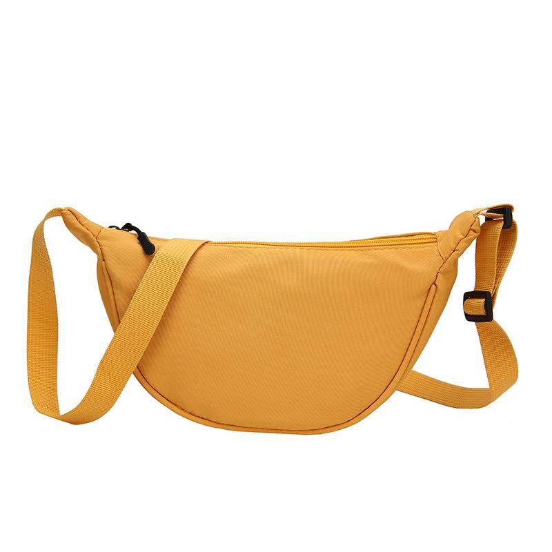 Nylon Messenger Bag Women's 2025 New Trendy Dumpling Bag Lightweight Small Satchel Versatile Underarm Bag Shoulder Canvas Bag