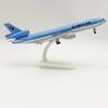 Maßstabsgetreues Flugzeug 20cm MD11 Koreanisches Flugzeug Diecast Legierung Metall Flugzeug Spielzeug MD-11 Flugzeug Spielzeug für Jungen mit Ständer Modell für Geschenk