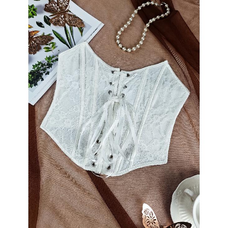 Corsete, îmbrăcăminte de damă la modă și elegantă