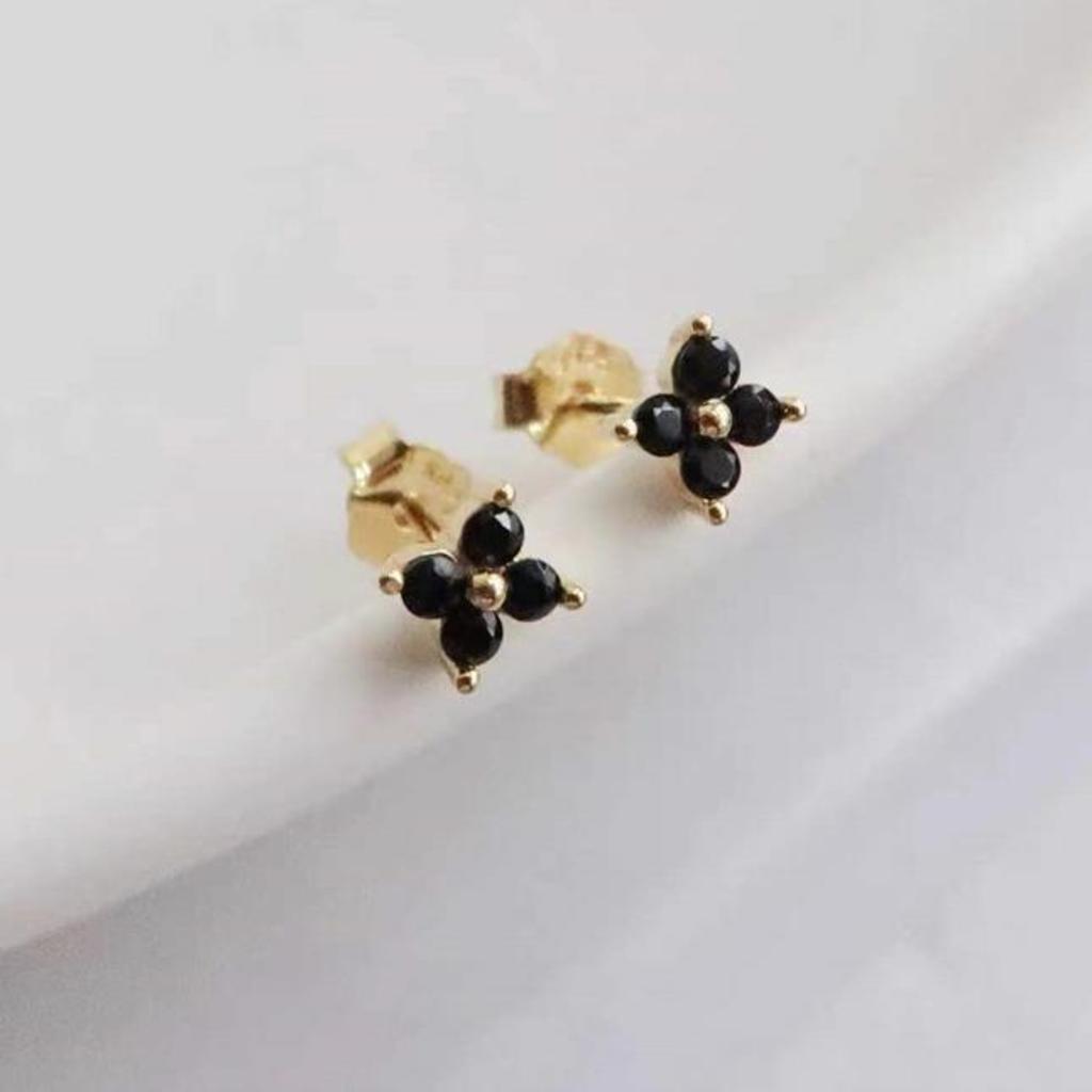 Design Stainless Steel Cubic Zirconia Hoop Earrings For Women Gold Color Pendant Cartilage Piercing Earring Unusual Jewelry