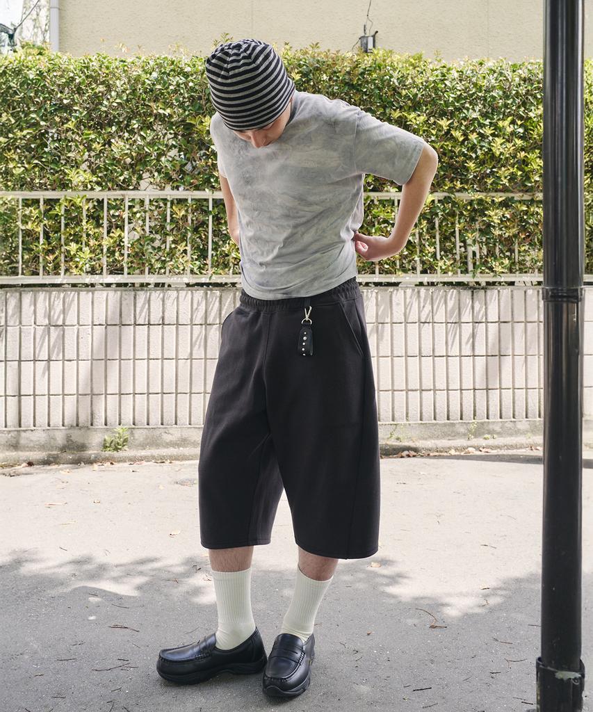 Zero Curved Line Over Sweat Shorts [Deep Charcoal]