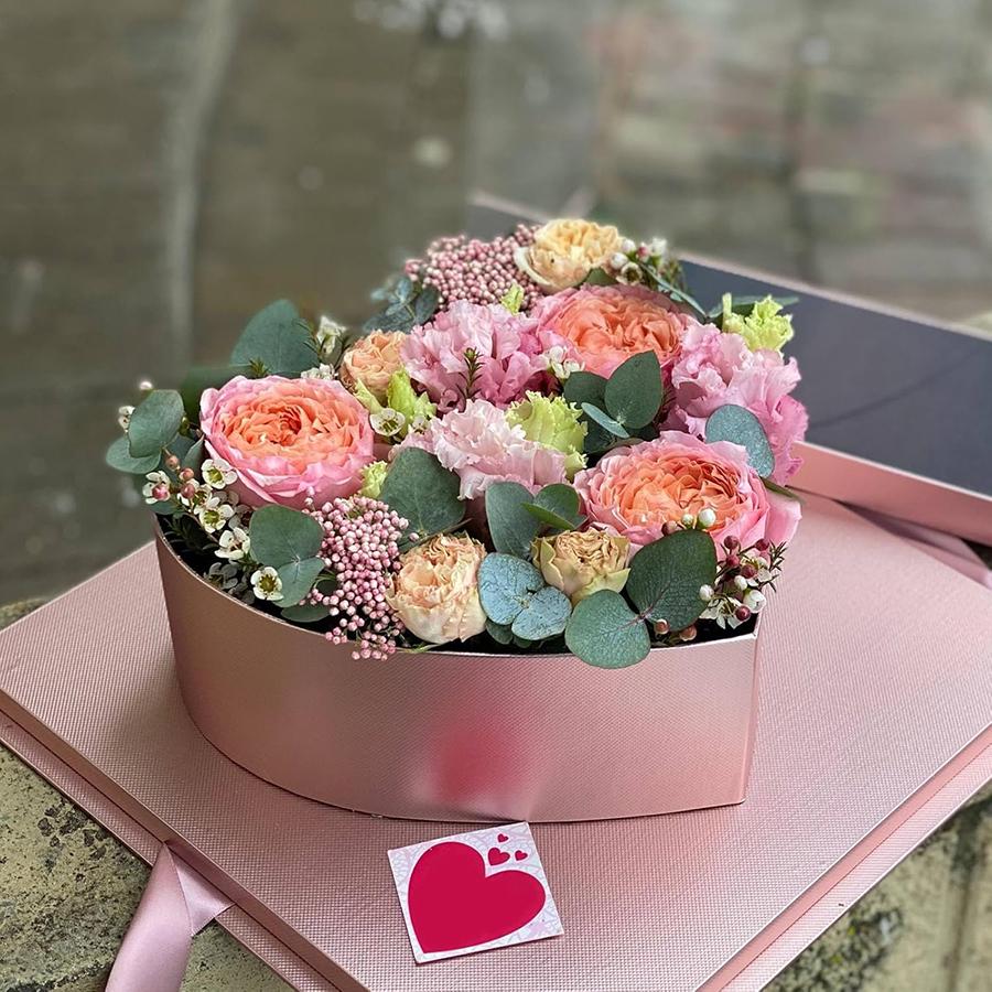 1 pz Blocchi di Spugna Floreale Grandi a Forma di Cuore Mattoni Floreali con Vassoio a Ventosa Spugna Verde per Fioristi Fango Floreale per Matrimoni Feste