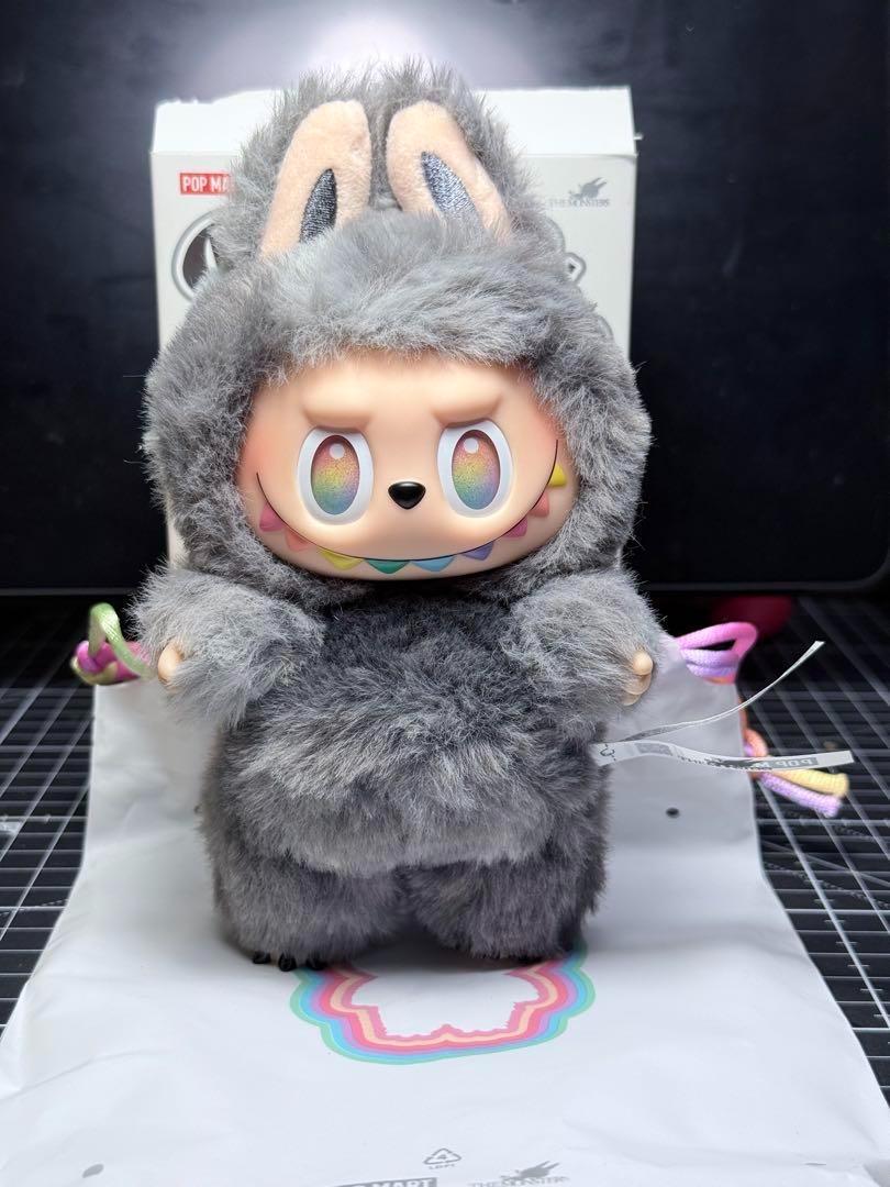 

[Б/У] Оригинальный LABUBU Big Into Energy V3 ID Secret