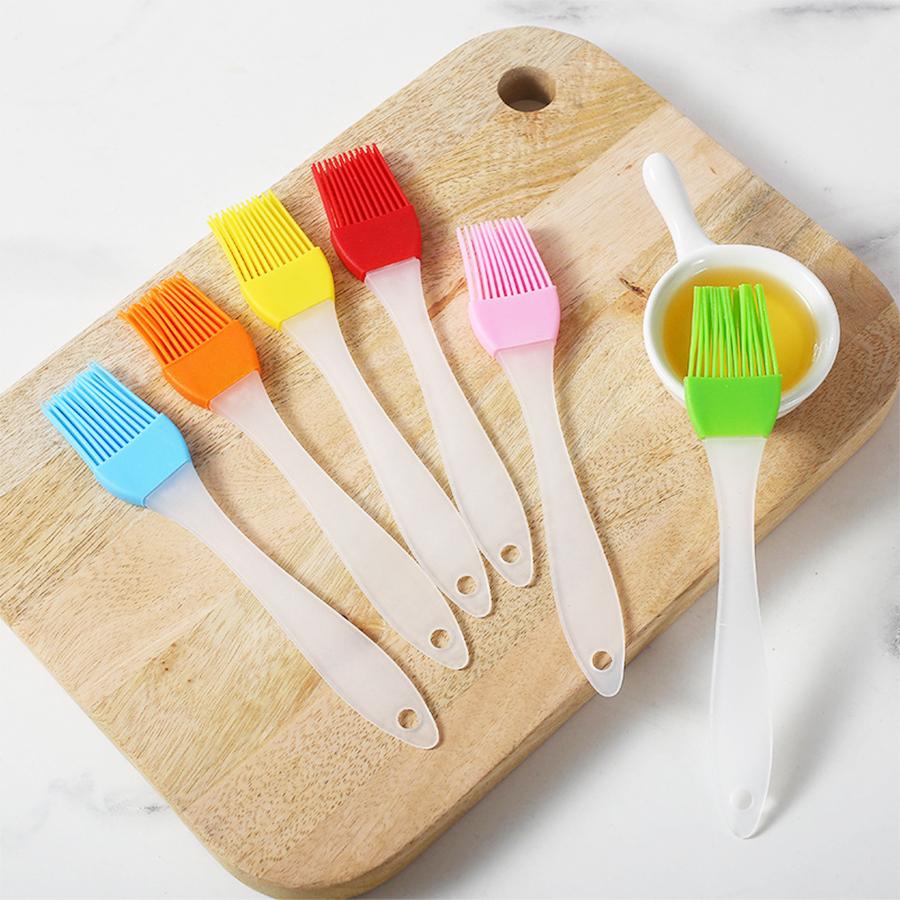 2pcs Non-Stick Chrysanthemum Pie Pan & Brush Pizza Pie Shaping Mold Home Kitchen Restaurant Baking Tool for Party Festival XJM
