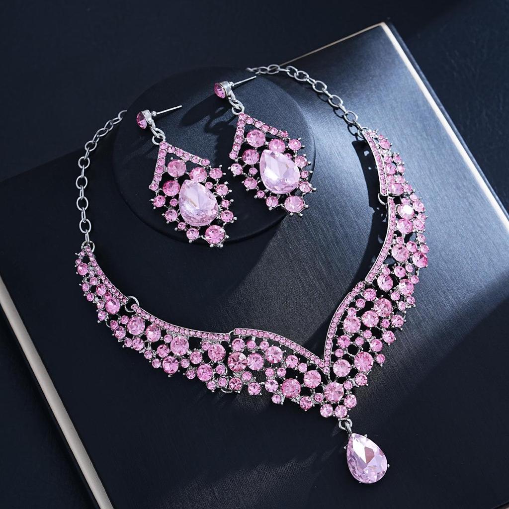 Vintage Luxury Crystal Necklace & Earrings Set for Banquet 2025