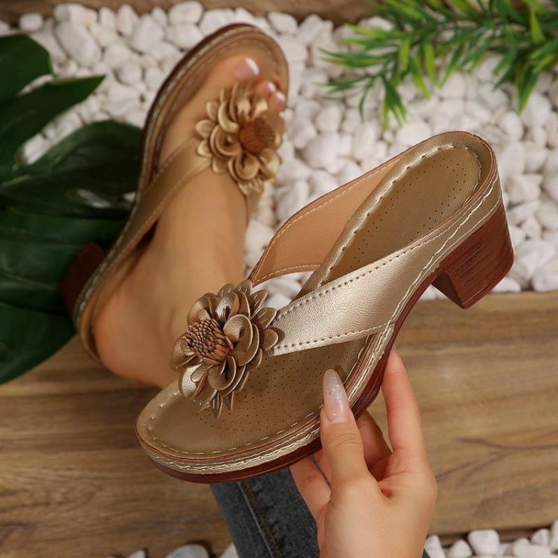 2026 New Women's Simple Shoes Summer Retro Roman Sandals Women Casual Flower  Slippers Women Platform Slippers