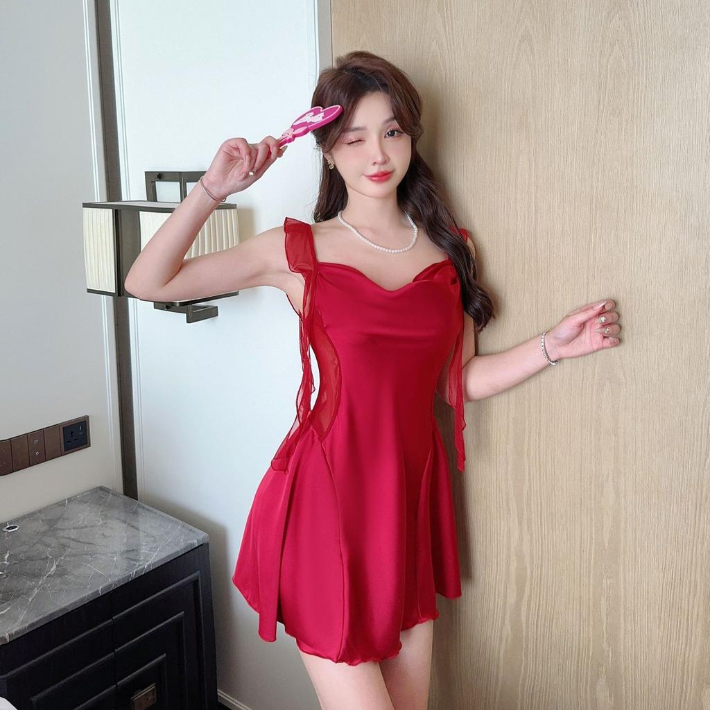Sexy pajamas women Ice Ribbon chest pad Ruth with the same new mesh suspender nightgown nightgown outside