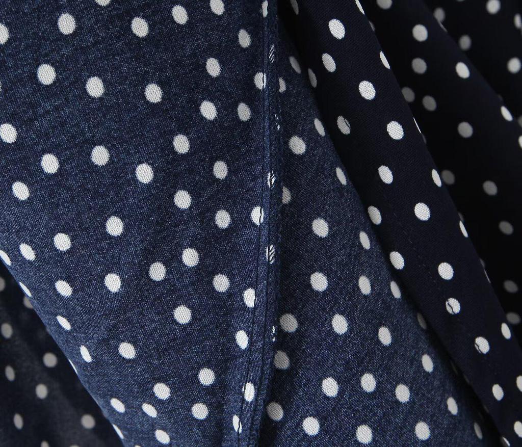 Elegant French Polka Dot Long V-Neck Lace Dress - Women's Summer 2026 Slimming Short-Sleeve Skirt.