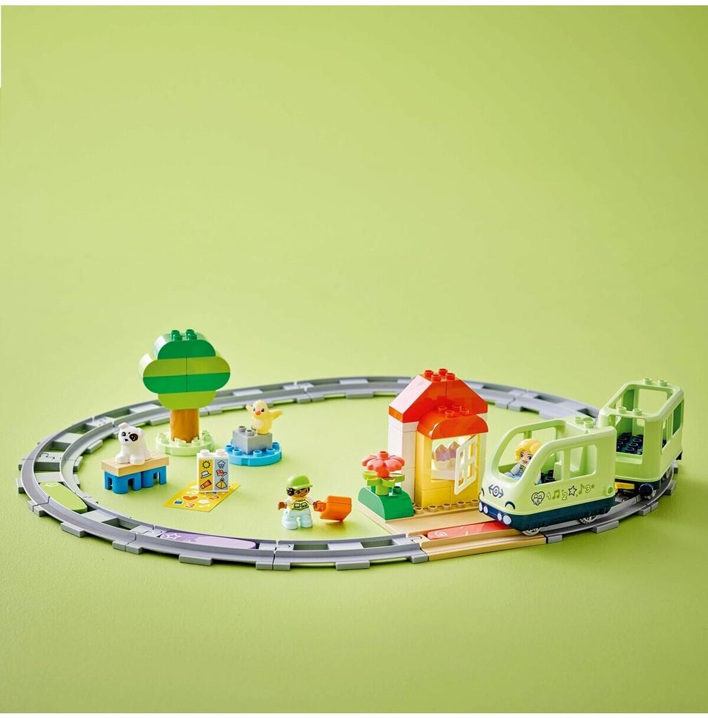 LEGO конструктор Duplo – Интерактивная приключенческая железная дорога (10427)