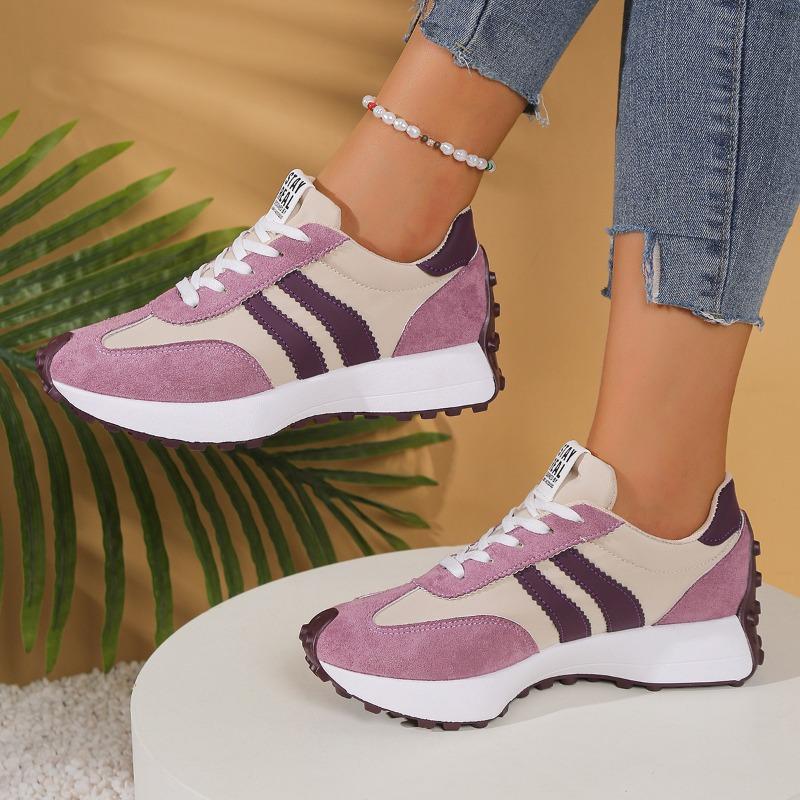 Women's Retro Platform Sneakers Two-Tone Lace-Up Casual Shoes with Gum Sole Striped Detail