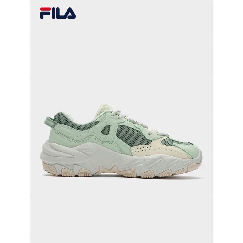 FILA Women's RAVAGEMENT 2S Retro Sport Shoes
