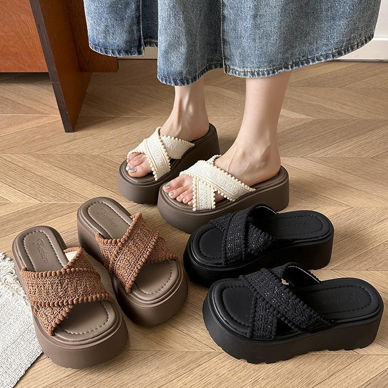 Muffin thick bottom heightening cross with cool slippers women's summer wear 2025 summer new bohemian beach slippers
