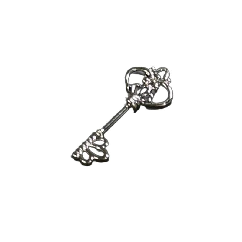 

‘1Pc Cute Unique Hollow Key Ear Bone Nail For Women Girls Fashion Simple Allergy Prevention Earrings Jewelry Accessories Gifts