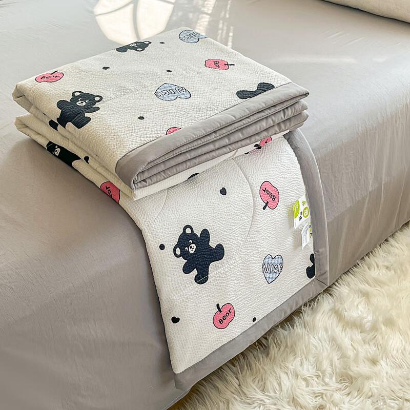 Jumping Bear Bubble Cotton Summer Quilt