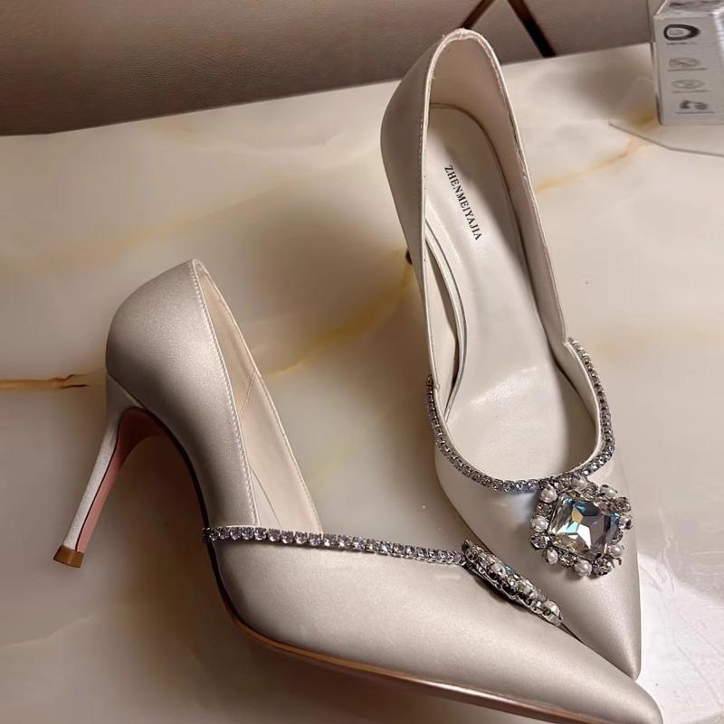 Fashion 2025 Elegant and stylish Shoes for Women Slip on Women's High Heels Fashion Women Pointed Toe Thin Heels Ladies Shoes