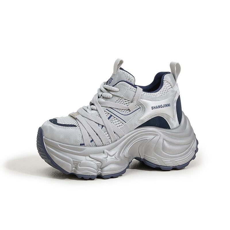 Thick-soled dad shoes women's 2025 autumn new Korean version of trendy casual sports shoes versatile soft-soled inner height-increasing women's shoes