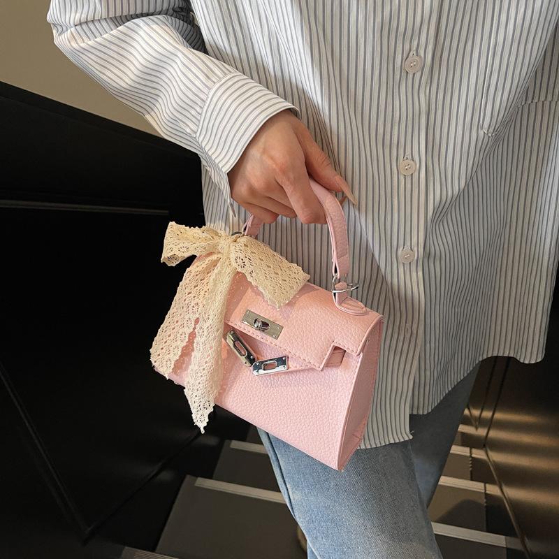 New Bag Women's 2025 Popular High-end Spring Summer Fashion Versatile Shoulder Messenger Bag Portable Kelly Bag