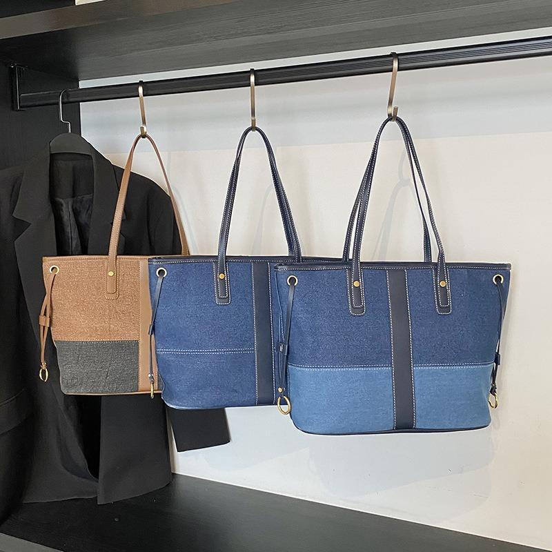 Denim bag women's large-capacity new summer splicing casual shoulder bag texture class commuter tote bag