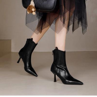 Chaussures stiletto à talons hauts pour femmes automne et hiver nouvelles bottines stiletto pour femmes fermeture éclair arrière bottes en cuir pointues marron bottes fines