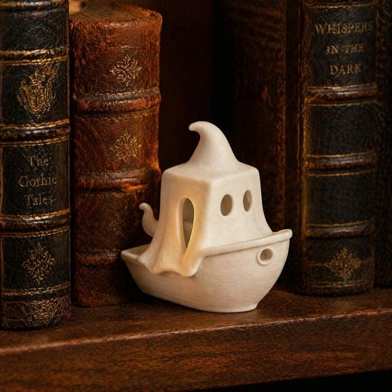 Atmospheric Holiday Props 3D Printed Halloween Boat Figurine, Spooky Ghost Pumpkin Home Accents Ship Statue for Party Tabletop Decor Festive