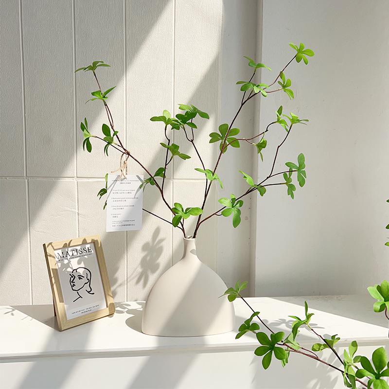 Green Plants Ceramic Vase with Hanging Bells and Artificial Flowers - Home Decoration Props