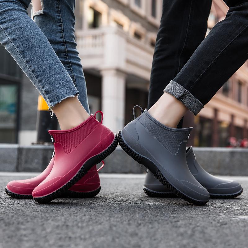 Cross-Border Fashion 2024: Unisex Waterproof Lightweight Rubber Rain Boots
