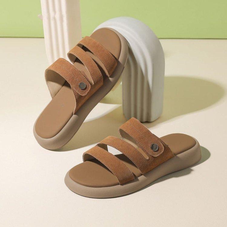 

Popular slippers summer sandals women wear 2025 platform new fashion beach word non-slip casual versatile 40