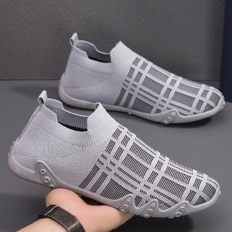 Men's Shoes Summer New Breathable Fly-woven Soft Surface Men's Sports Shoes Trendy Casual Soft Sole One Pedal Doudou Shoes