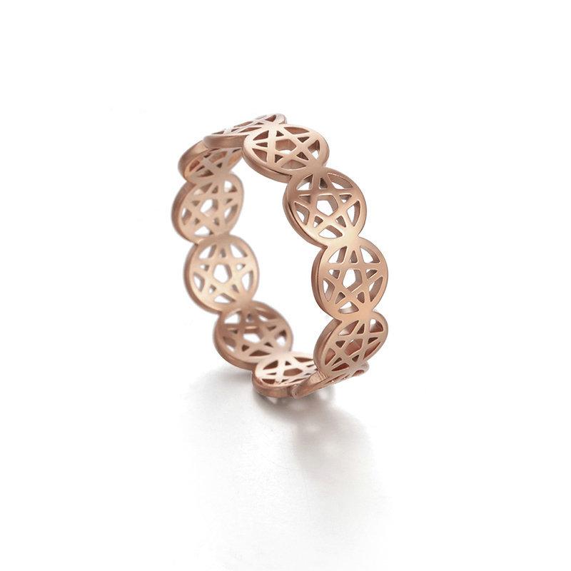 Rose Gold Pentagram Hollow Out Ring For Women Small Personalized Finger Ring Fashionable Exquisite Jewelry