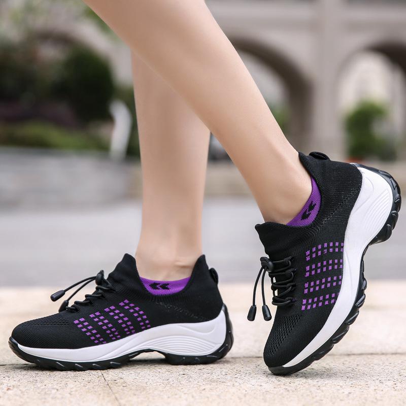 New Women's Large Mesh Breathable Shoes Trendy Fashionable Lightweight Sneakers Sports Women's Shoes Casual Shoes Women Sneakers