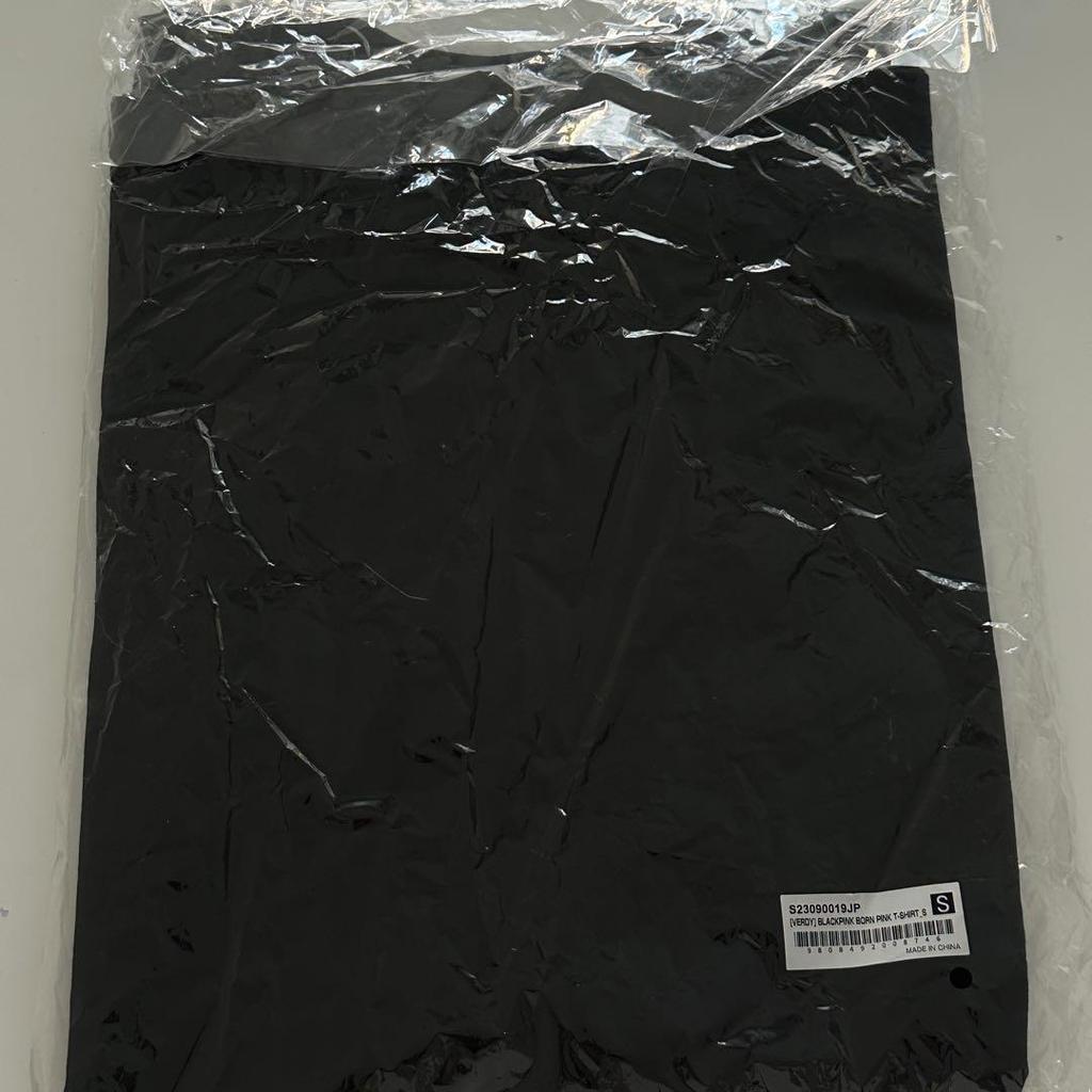 [USED] BLACKPINK Verdy T-shirt, Size S