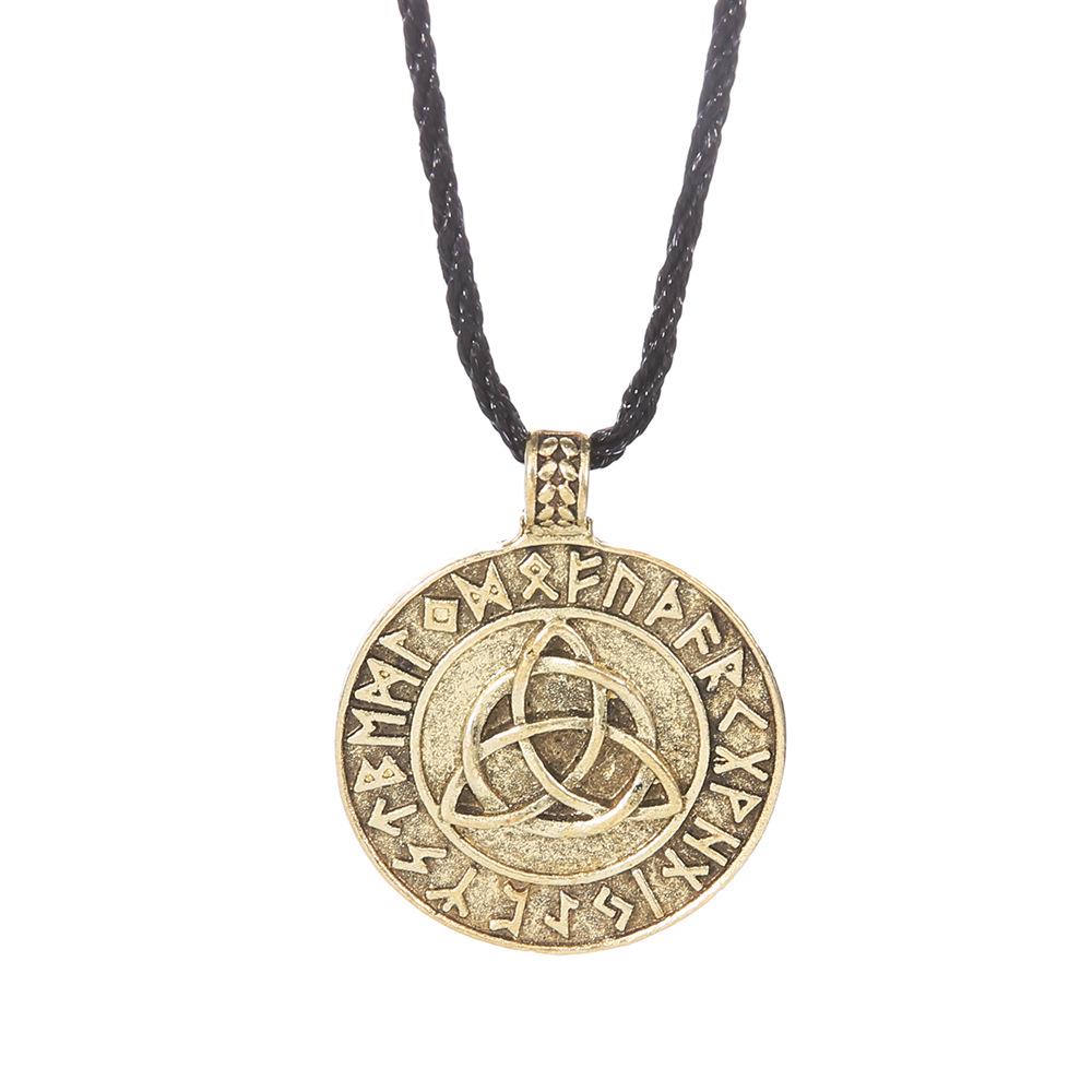 

Европейские и американские ювелирные изделия, модное ожерелье в стиле ретро с треугольным узлом для девочек, ожерелье с подвеской в ​​стиле викингов, ожерелье из славянской кожи