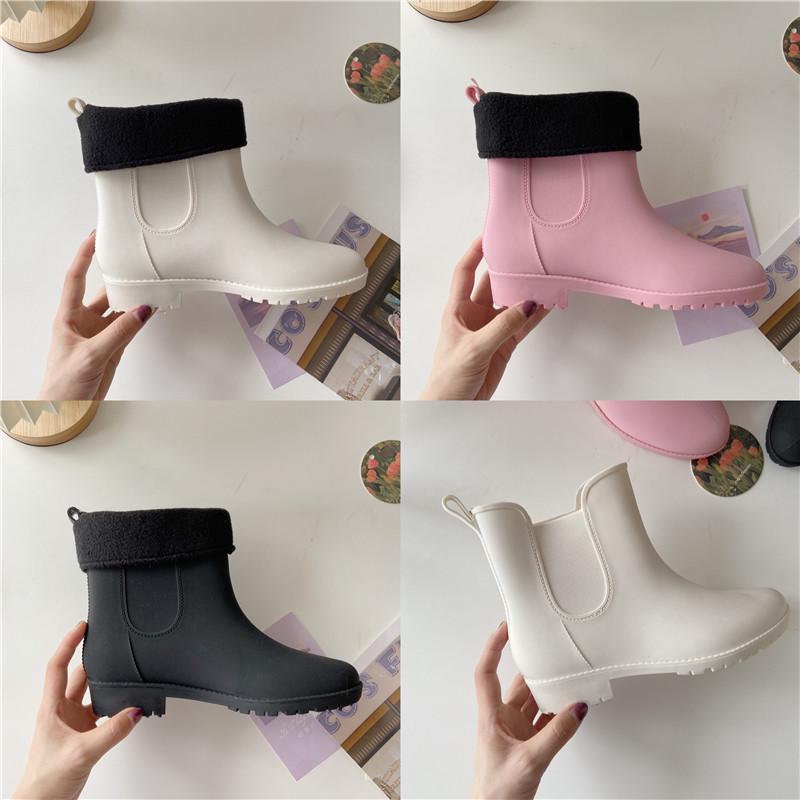 Fashionable Women's Waterproof Short Rain Boots - Non-Slip Velvet Rubber Shoes