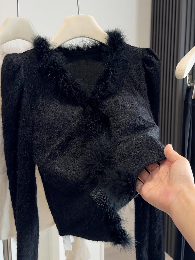 Women's Autumn/Winter French Flared Sleeve Lace Plush Shirt with Padded Bust, Velvet, Thickened, Waist-Cinched, Inner Layer Base Top