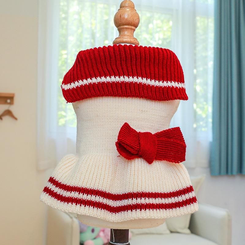 Autumn and Winter Warm and Comfortable Dog Sweater Clothes Pet Cat Clothing Flower Sweater Collection