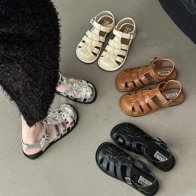 Women's Retro Woven French Flat Roman Sandals - Soft Sole Clogs for Casual Summer Beachwear 2025.