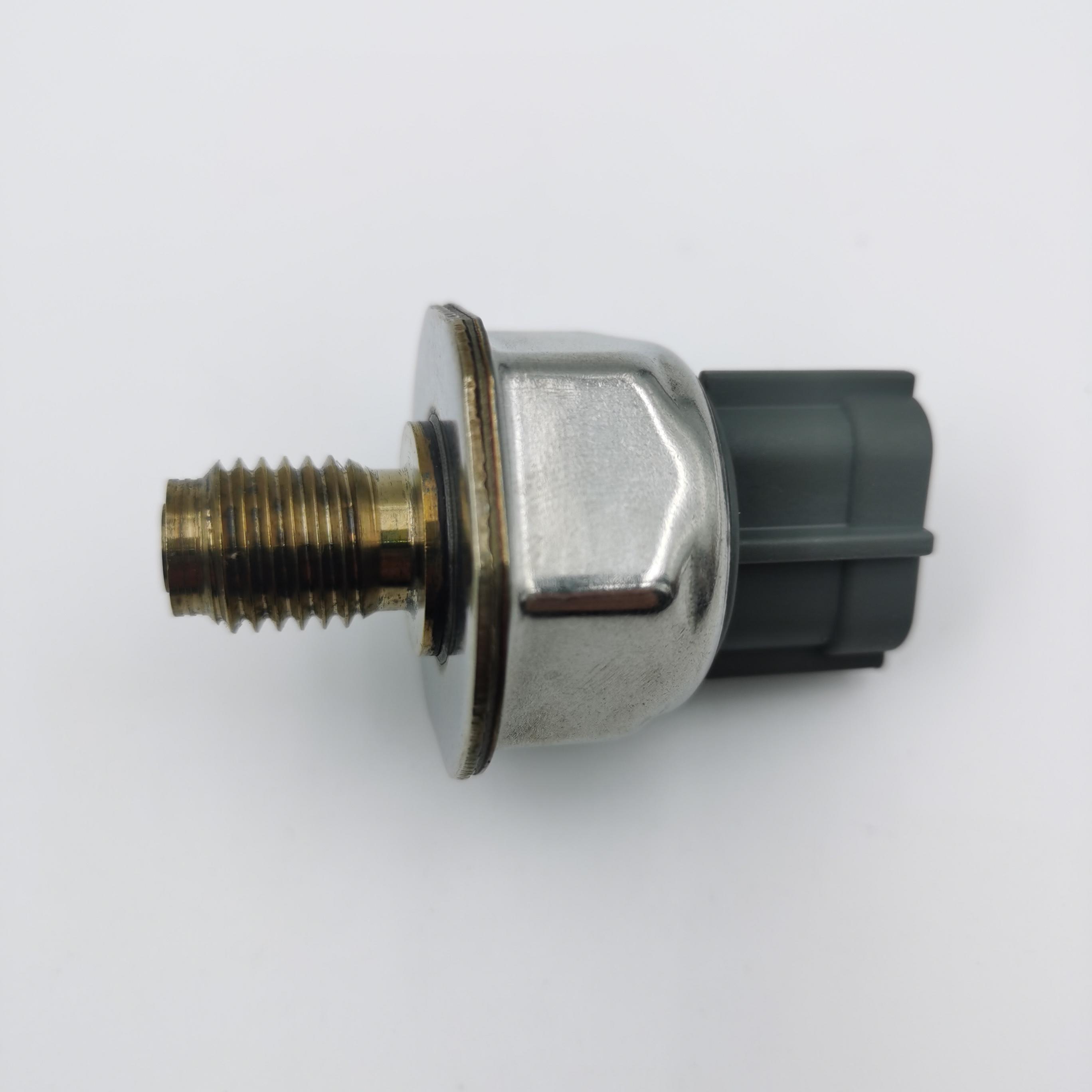 

Fuel Rail Pressure Sensor OE:45PP3-4 1465A034A 8C1Q9D280AA 9664613880 1465A034 For Nissan Navara D40 Pathfinder R51 2.5 DCI 45PP3-4